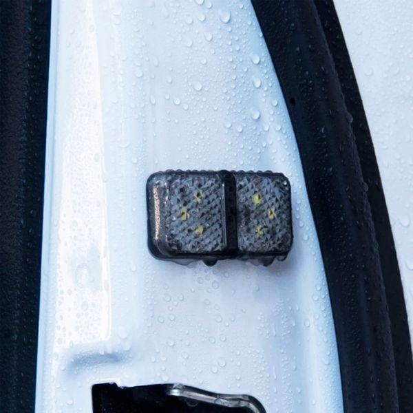 Индукционная LED подсветка дверей авто Baseus Door open warning light (CRFZD-01) Black 100274 фото