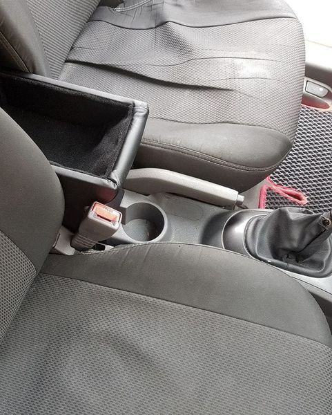Подлокотник Kia Rio 2 2005-2011, Киа Рио 2 Экокожа Brazo черный 101684 фото