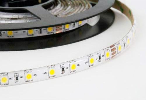 Светодиодная лента 5050 SMD 60 d/m зеленая 32136 фото