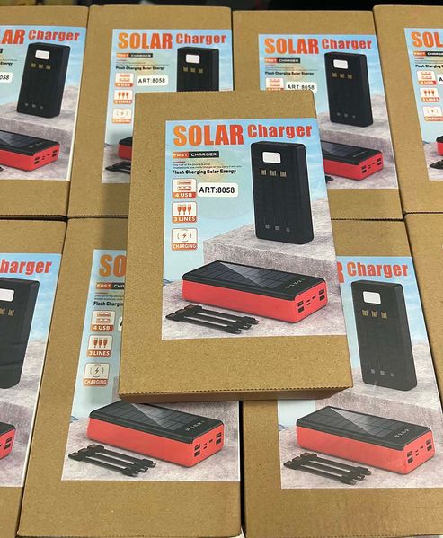 Повербанк UKC 8058 20000 MAh SOLAR Кабеля, Фонарь + Солнечная Зарядка 105207 фото