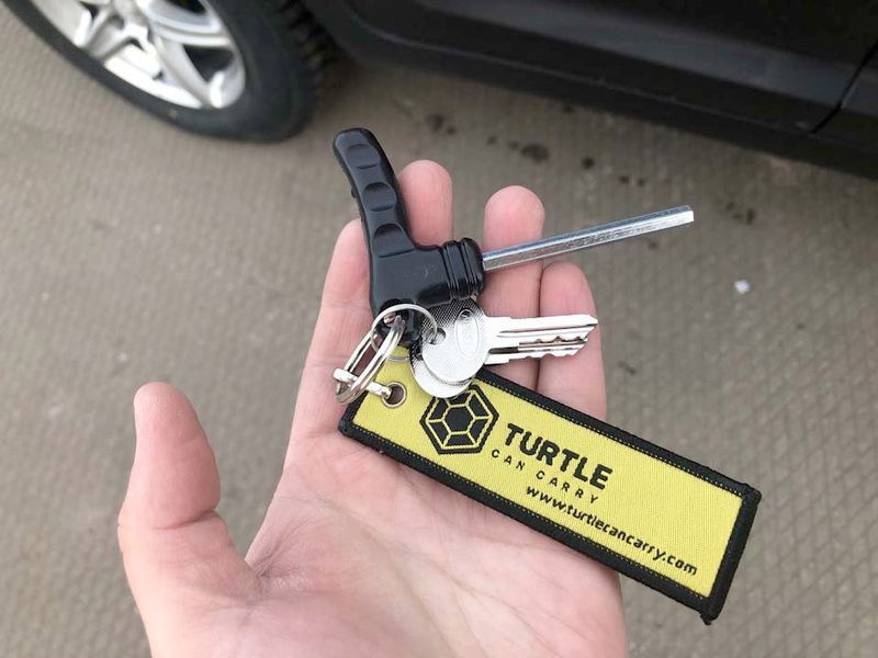 Багажник на интегрированные рейлинги Turtle AIR 2 Черные 97993 фото