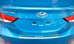 Накладка на бампер с загибом Hyundai Elantra V MD FL 2014-2015 NataNiko Premium