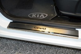 Накладки на пороги Kia Ceed II 5D, Ceed Sw JD 2012- Nataniko Premium