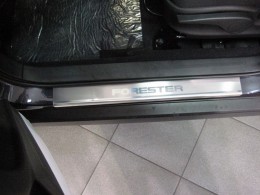 Накладки на пороги Subaru Forester III 2008-2012 Nataniko Premium