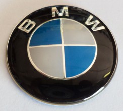    BMW 45 . 